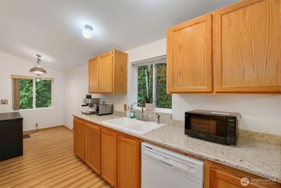 18226 SE 164th Street , Renton, WA 98058 - Photo 11