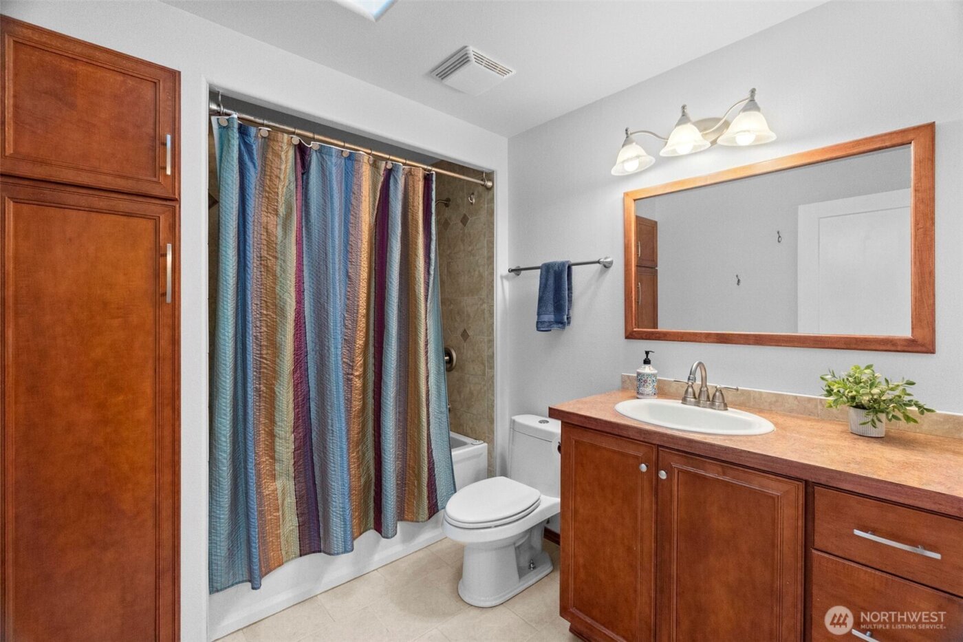 6910 Glen Annie Lane SW, Olympia, WA 98512