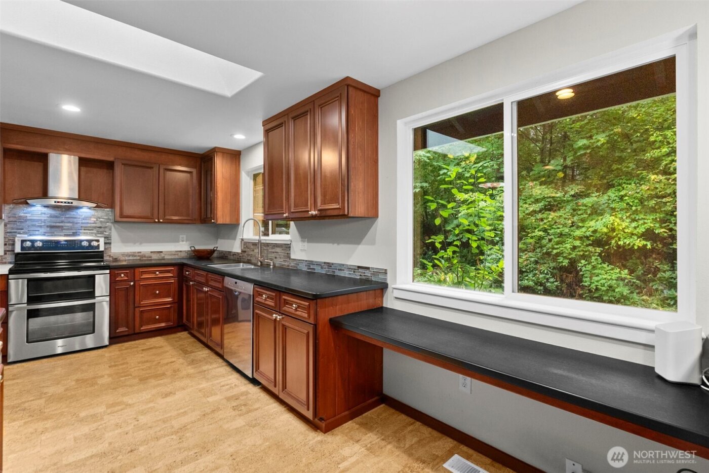 6910 Glen Annie Lane SW, Olympia, WA 98512