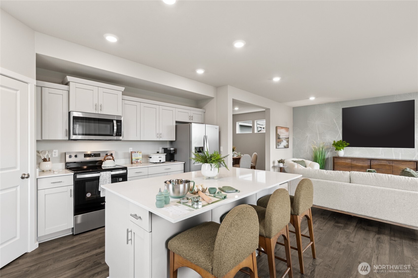 7903 287th Place NW #123, Stanwood, WA 98292