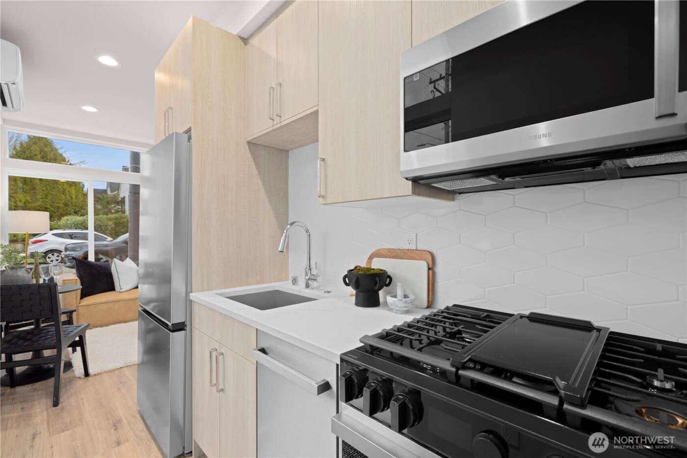 5515 C 9th Avenue NW, Seattle, WA 98107