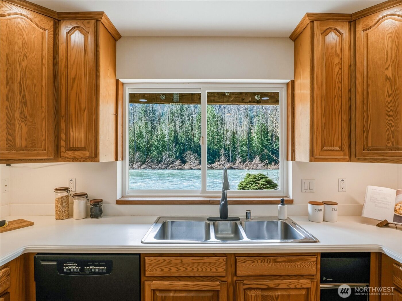 63631 NE 194th Place , Baring, WA 98224