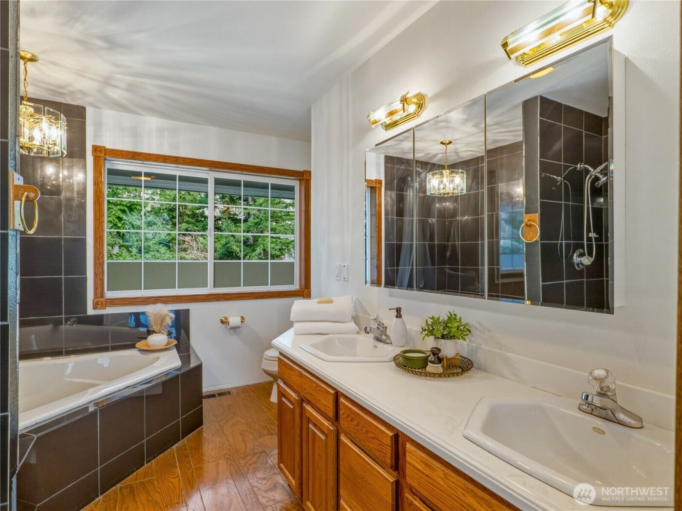 63631 NE 194th Place , Baring, WA 98224