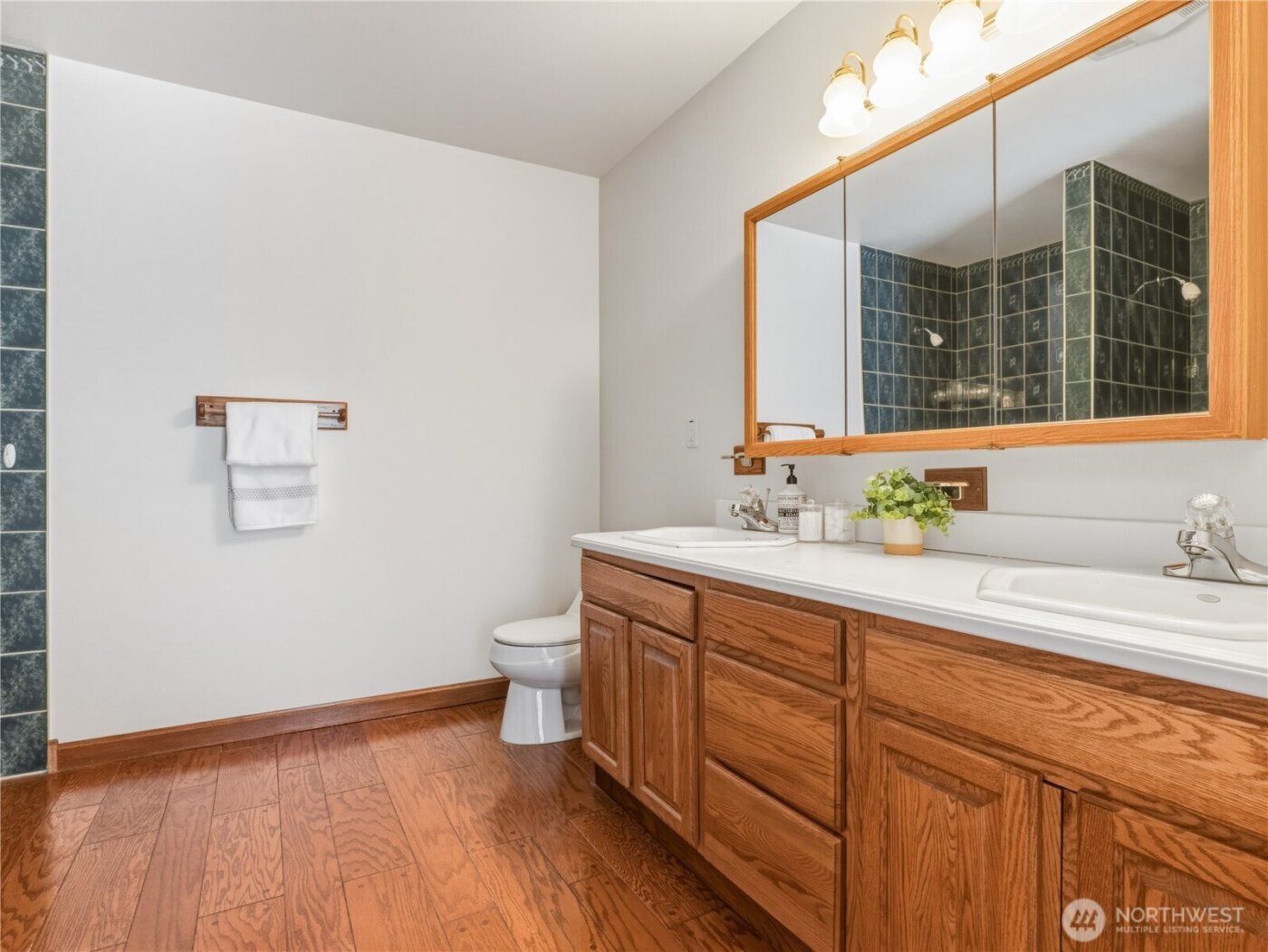 63631 NE 194th Place , Baring, WA 98224