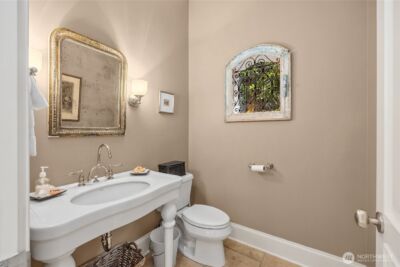 13401 Manzanita Road NE, Bainbridge Island, WA 98110 - Photo 21