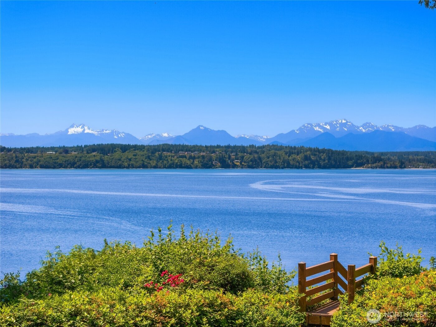 13401 Manzanita Road NE, Bainbridge Island, WA 98110
