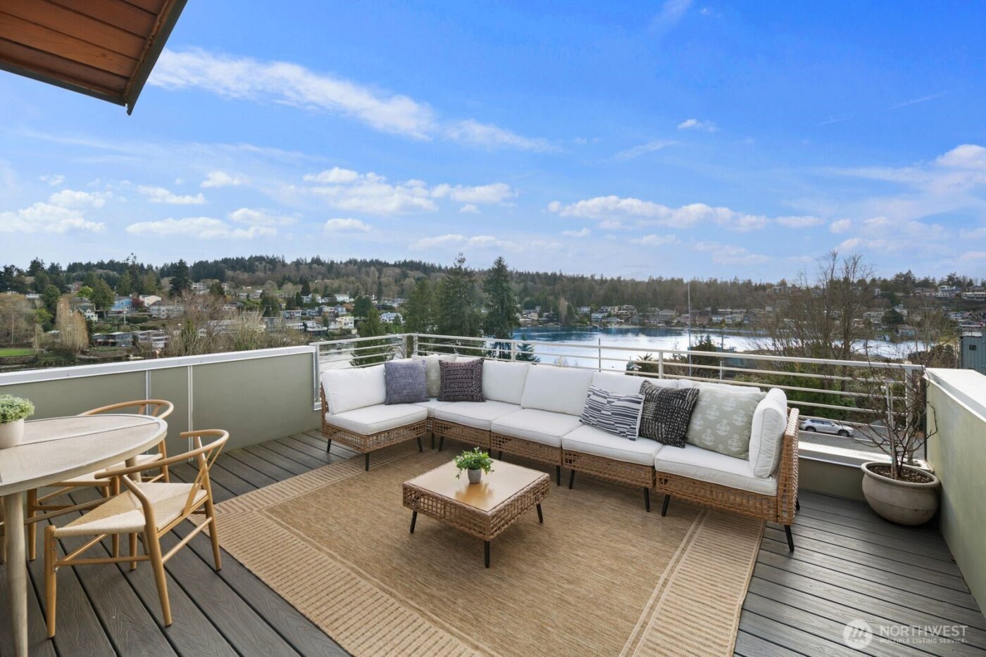 3426 NW Market Street , Seattle, WA 98107