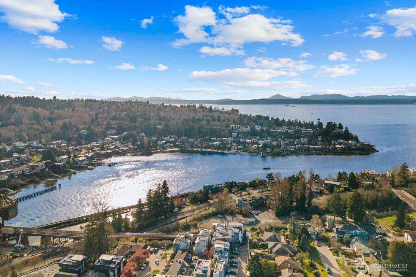 3426 NW Market Street , Seattle, WA 98107