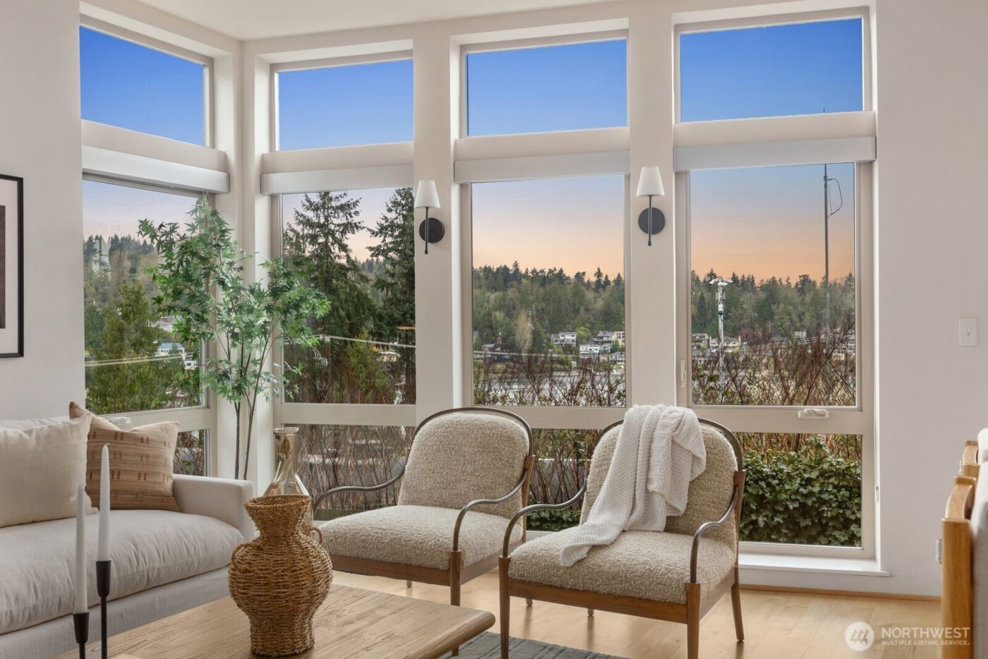 3426 NW Market Street , Seattle, WA 98107