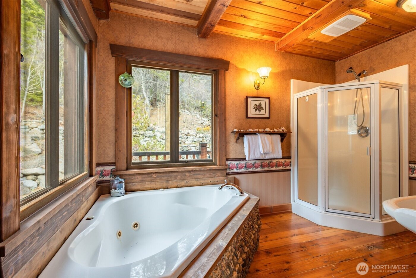 7150 Icicle Rd , Leavenworth, WA 98826