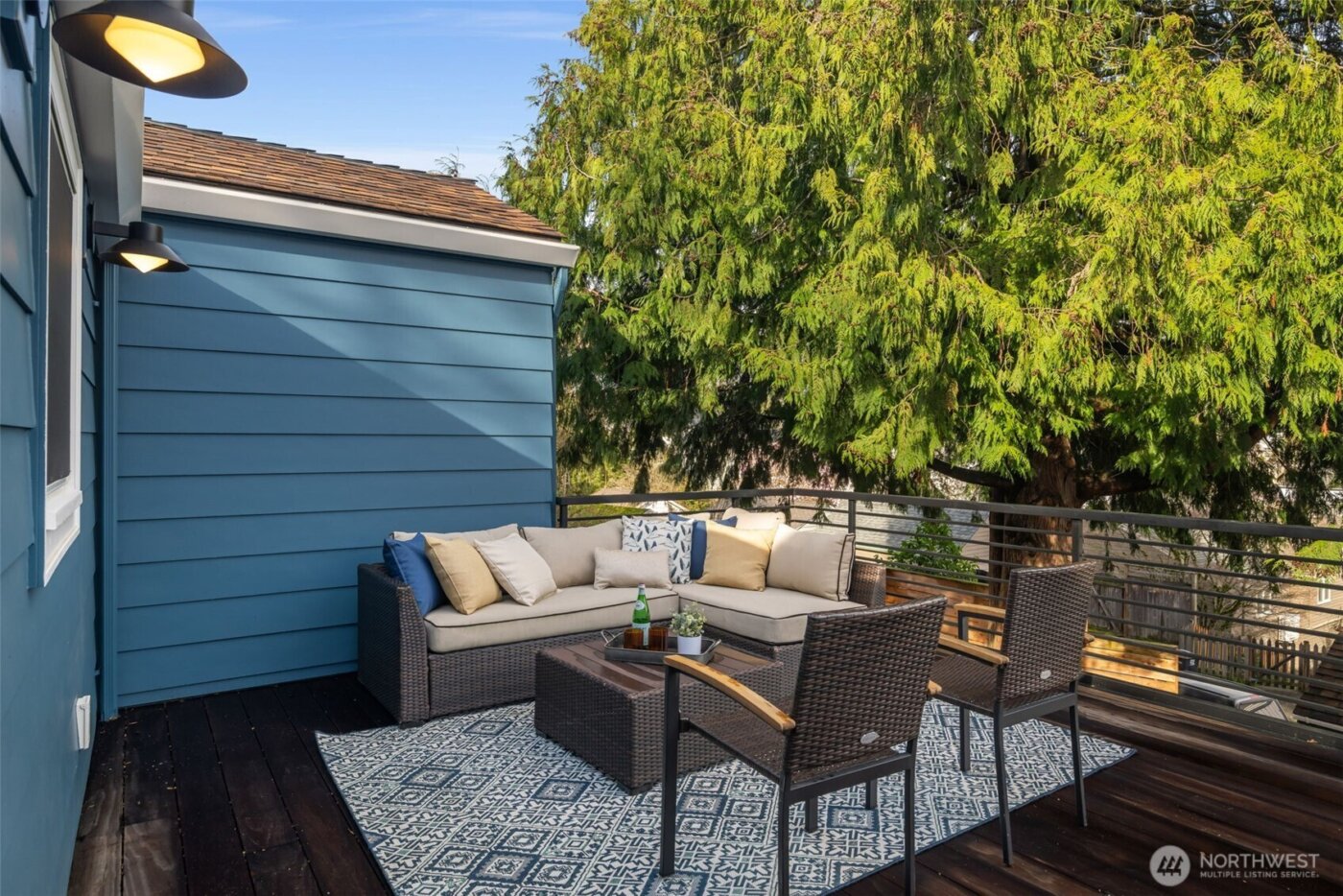 5232 38th Avenue NE, Seattle, WA 98105