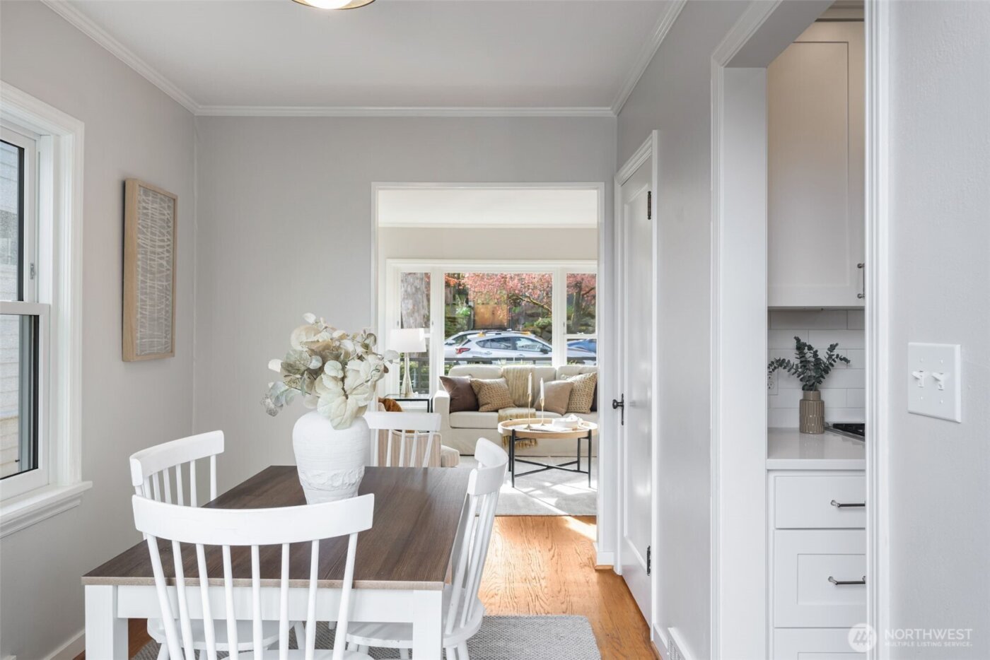 5232 38th Avenue NE, Seattle, WA 98105