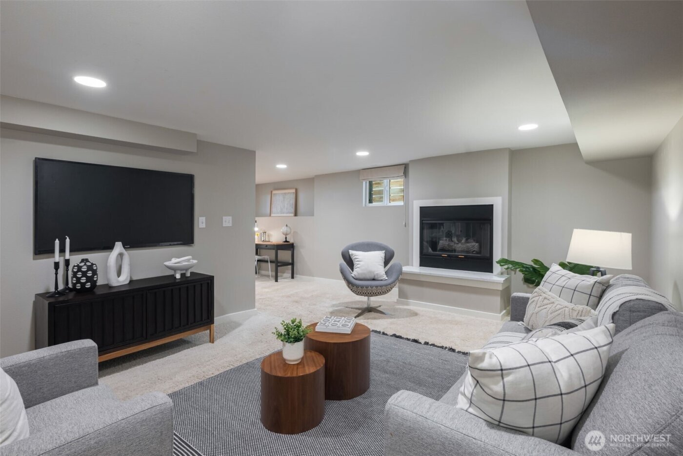 5232 38th Avenue NE, Seattle, WA 98105