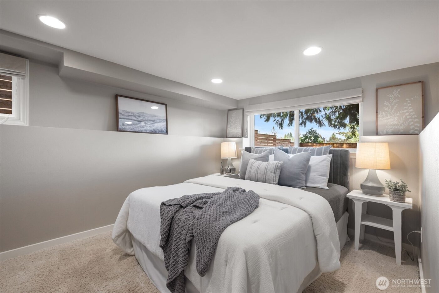 5232 38th Avenue NE, Seattle, WA 98105