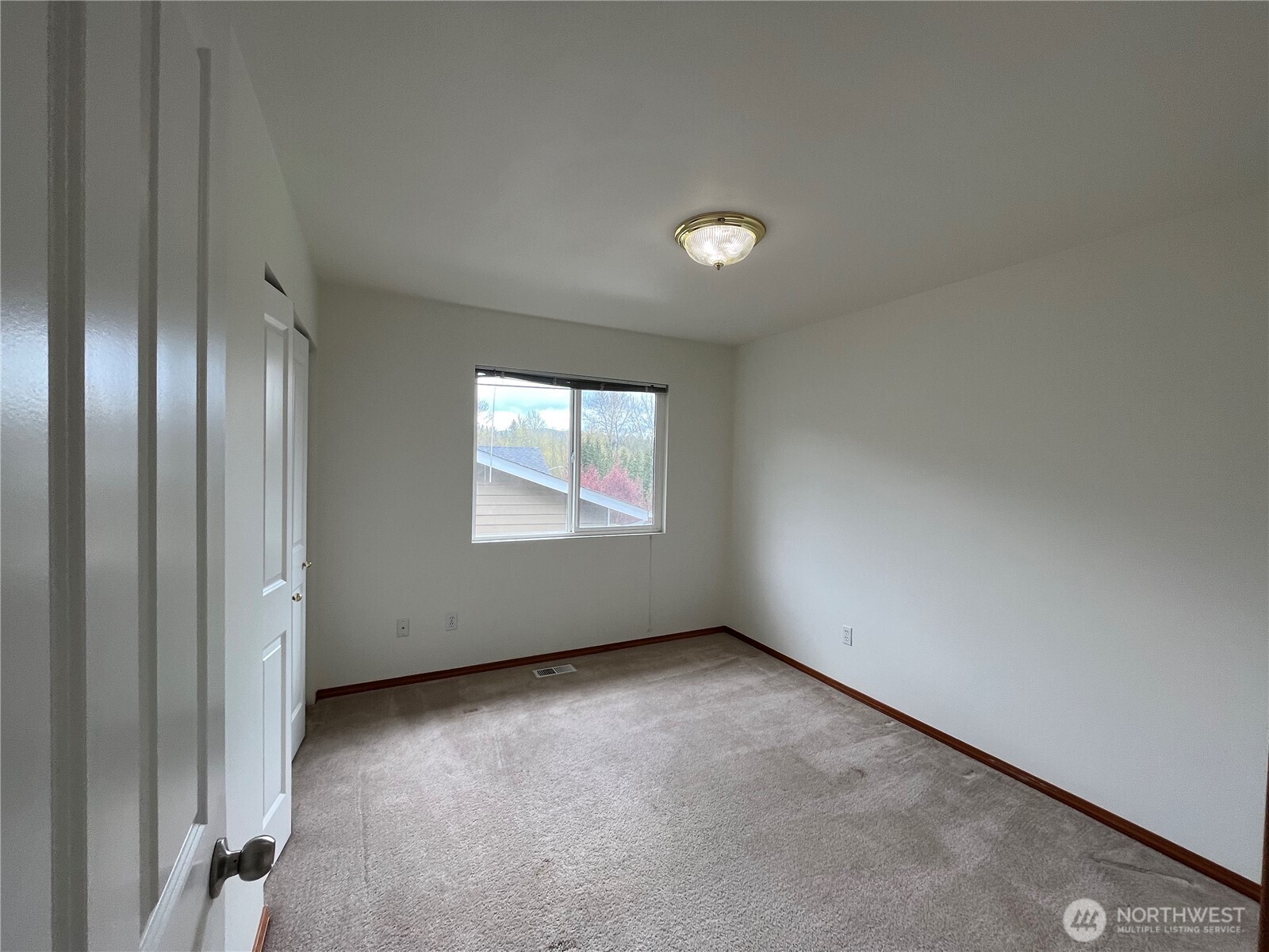 18663 Rainier View Road SE, Monroe, WA 98272