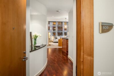 10610 NE 9th Place #809, Bellevue, WA 98004 - Photo 28