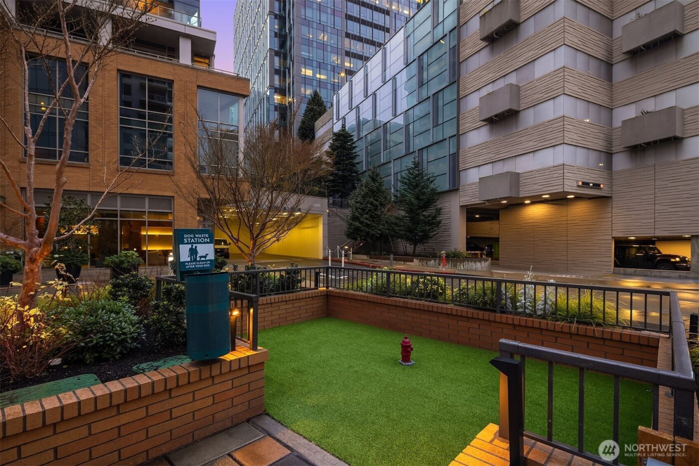 10610 NE 9th Place #809, Bellevue, WA 98004
