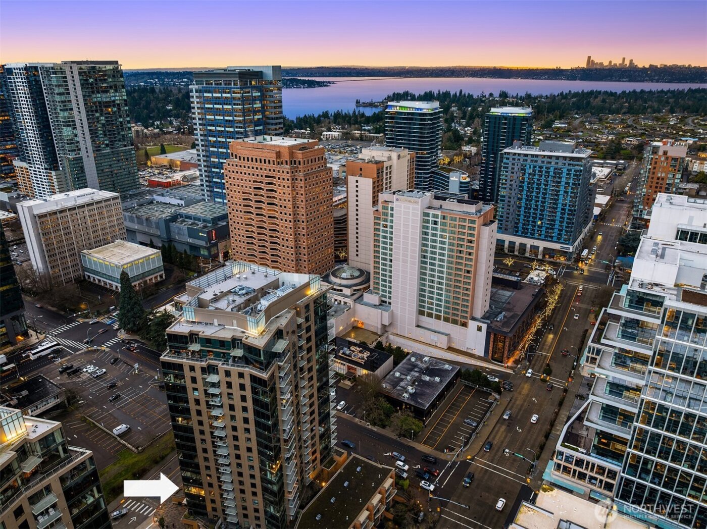 10610 NE 9th Place #809, Bellevue, WA 98004