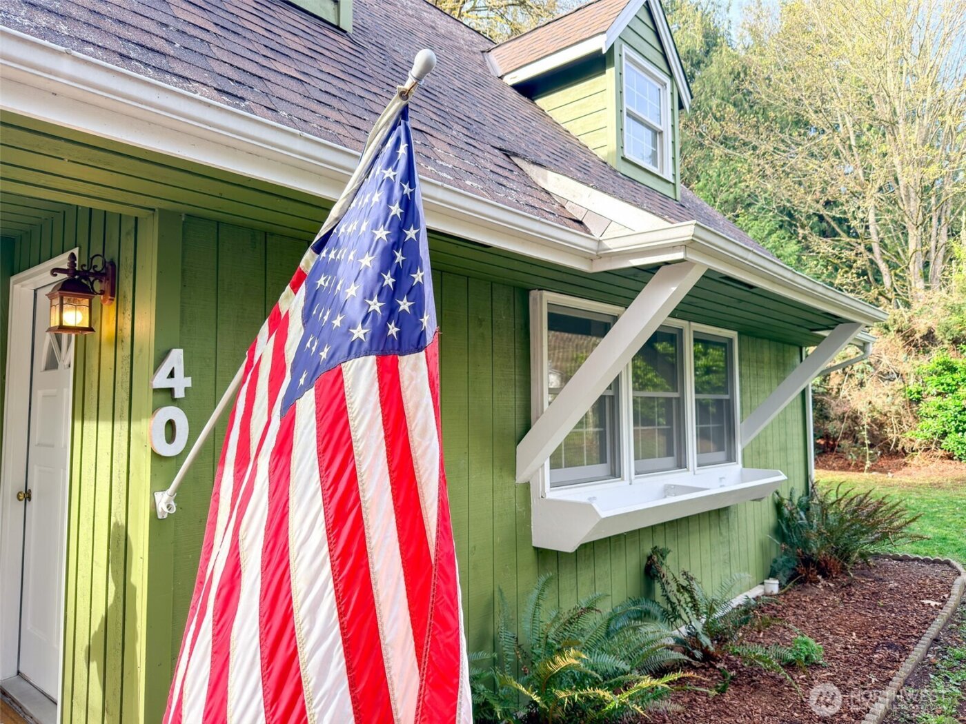 40 Glen Avenue , Chimacum, WA 98325