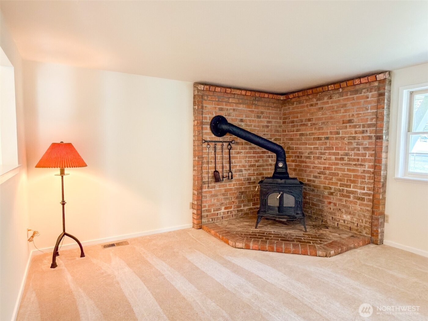 40 Glen Avenue , Chimacum, WA 98325