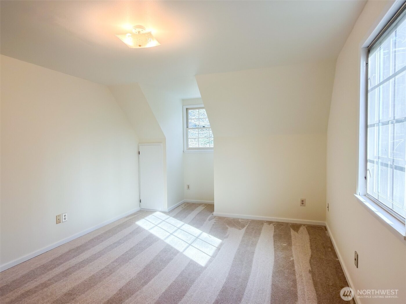 40 Glen Avenue , Chimacum, WA 98325