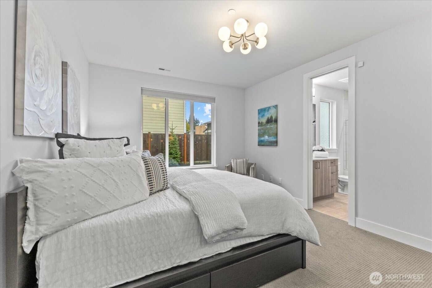 13038 NE 102nd Place , Kirkland, WA 98033