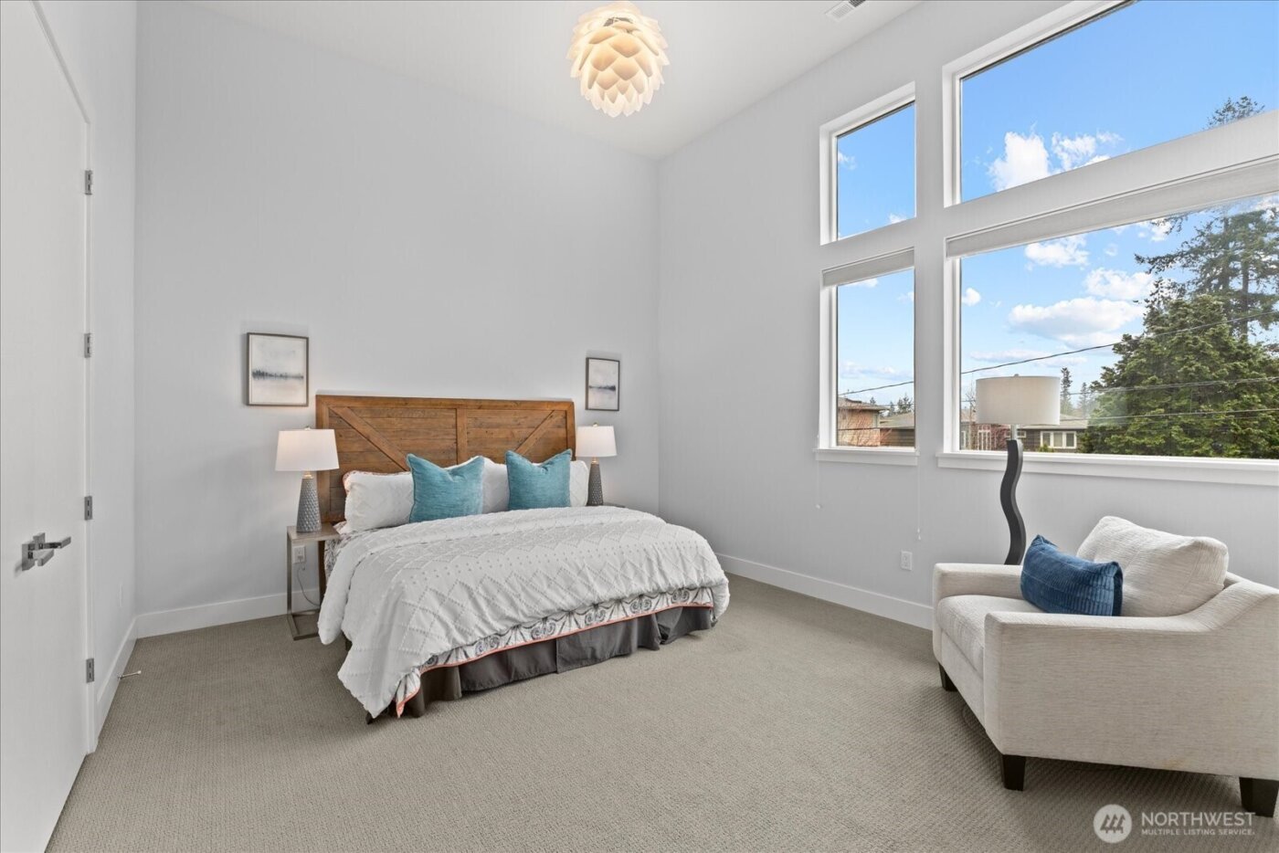 13038 NE 102nd Place , Kirkland, WA 98033