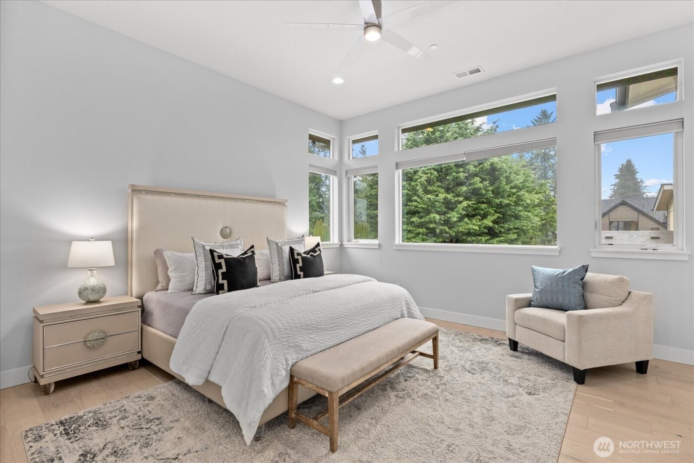 13038 NE 102nd Place , Kirkland, WA 98033