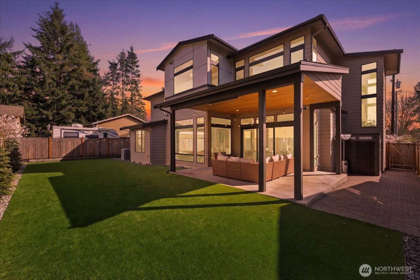 13038 NE 102nd Place , Kirkland, WA 98033