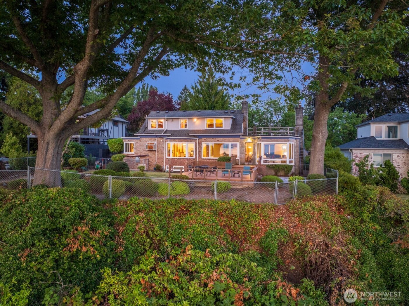 10445 Marine View Drive SW, Seattle, WA 98146