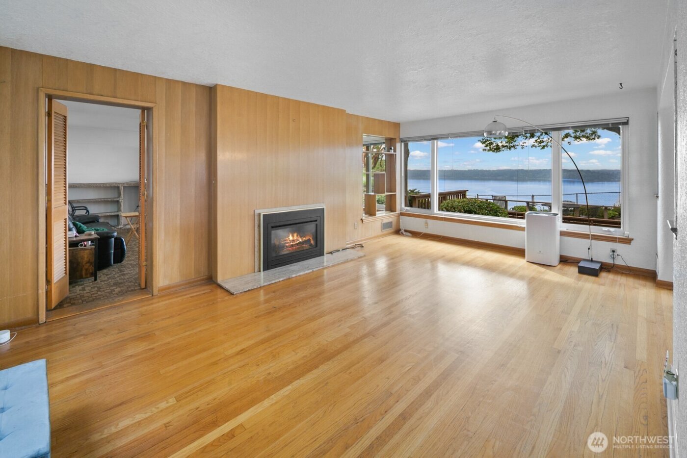 10445 Marine View Drive SW, Seattle, WA 98146