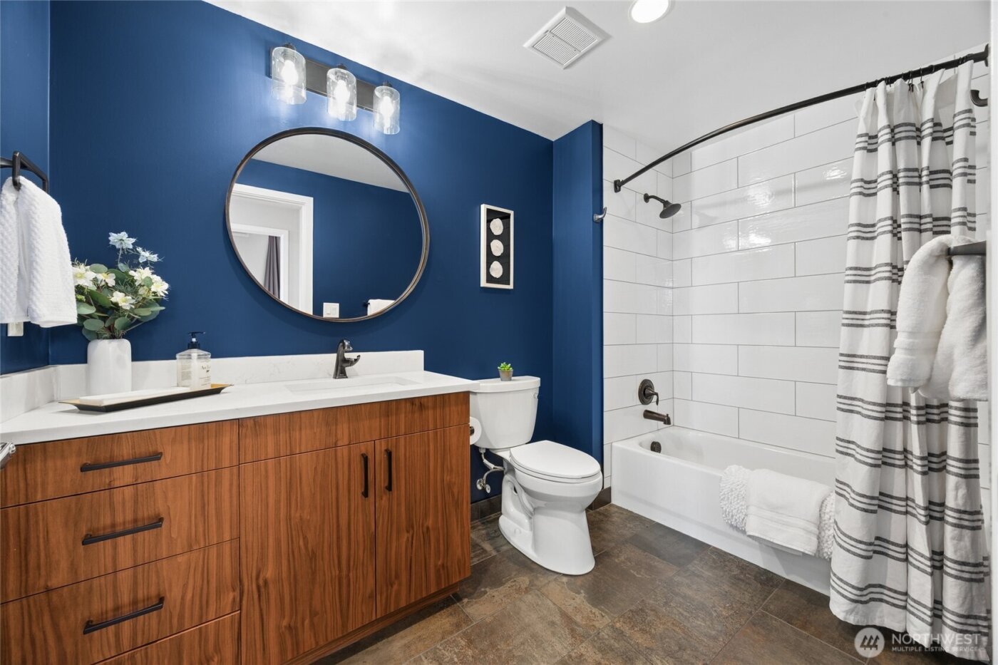 1515 Dock Street #704, Tacoma, WA 98402