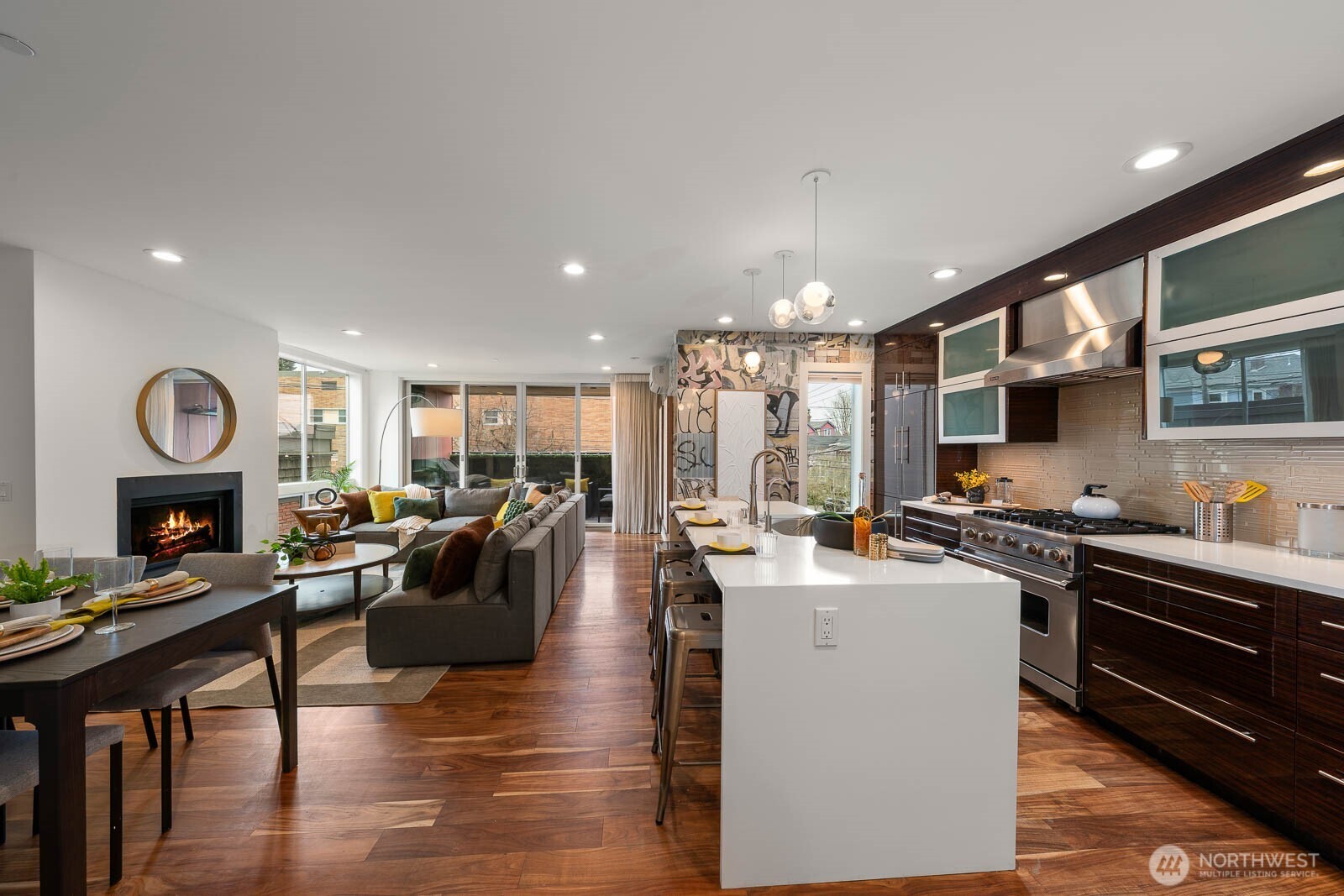 315 W Galer Street #102, Seattle, WA 98119