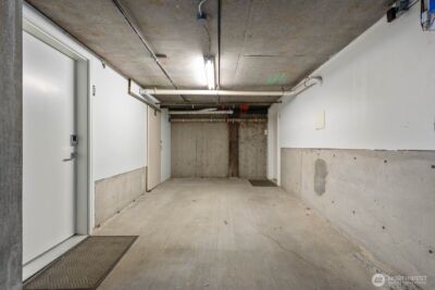 315 W Galer Street #102, Seattle, WA 98119 - Photo 37