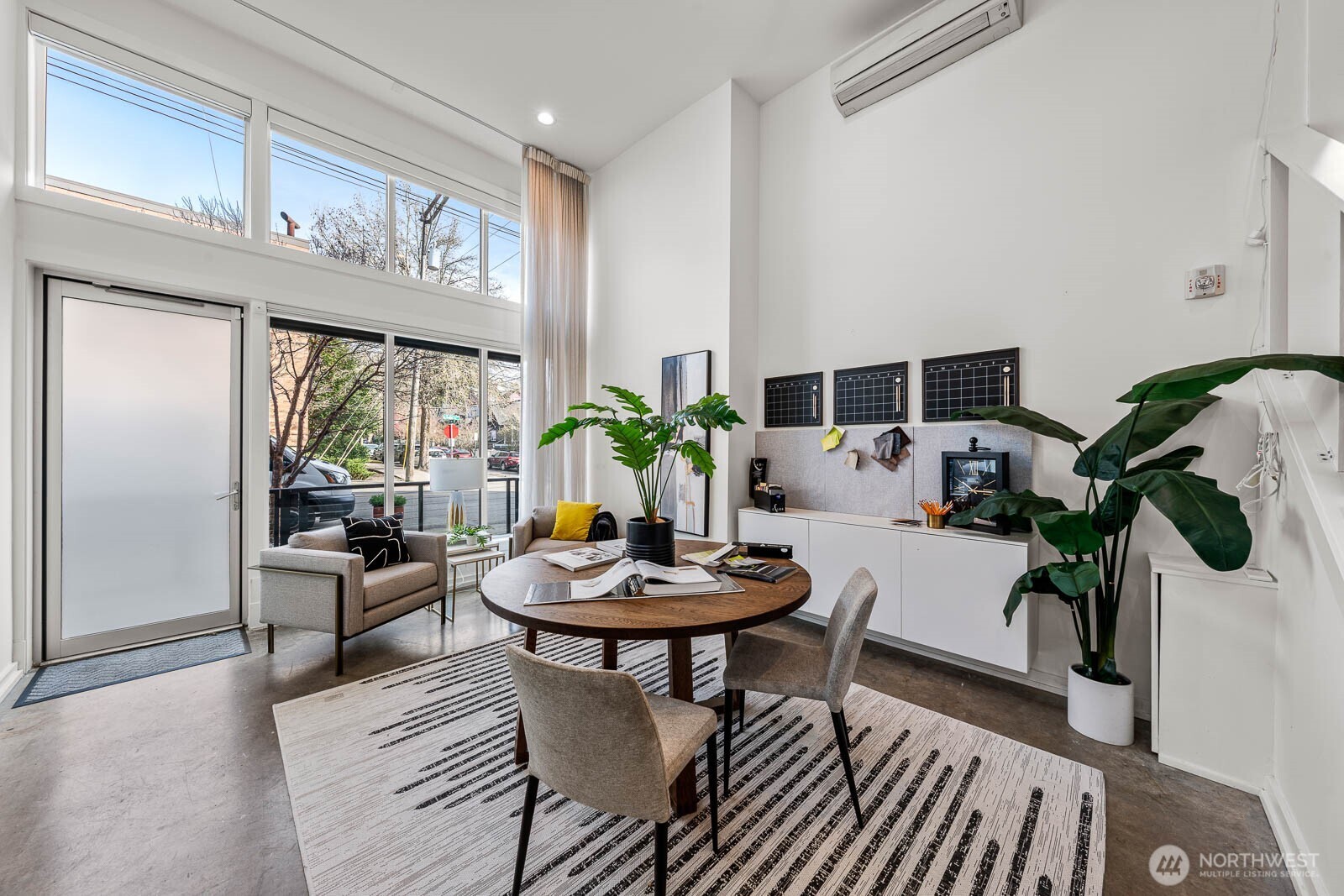 315 W Galer Street #102, Seattle, WA 98119