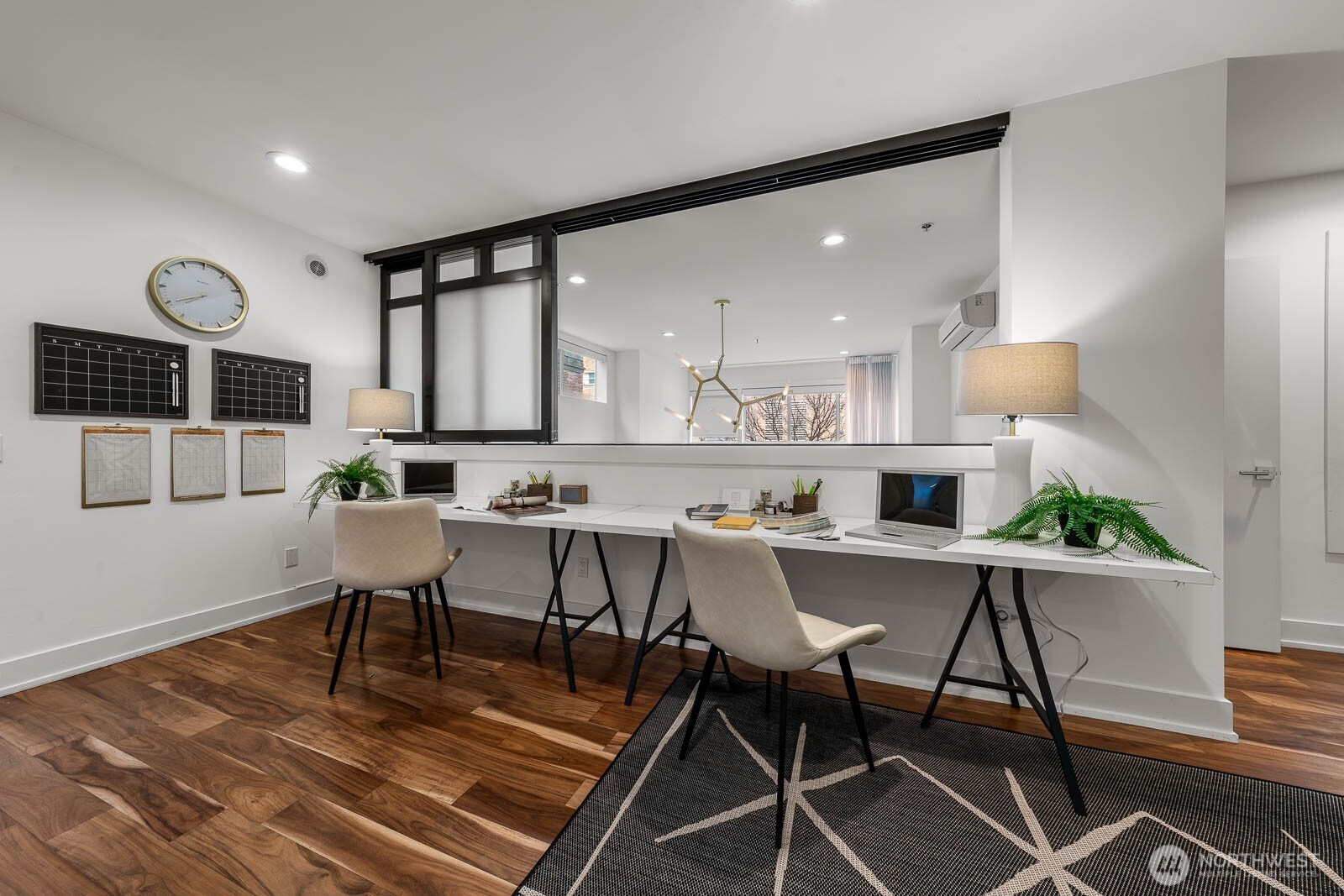 315 W Galer Street #102, Seattle, WA 98119