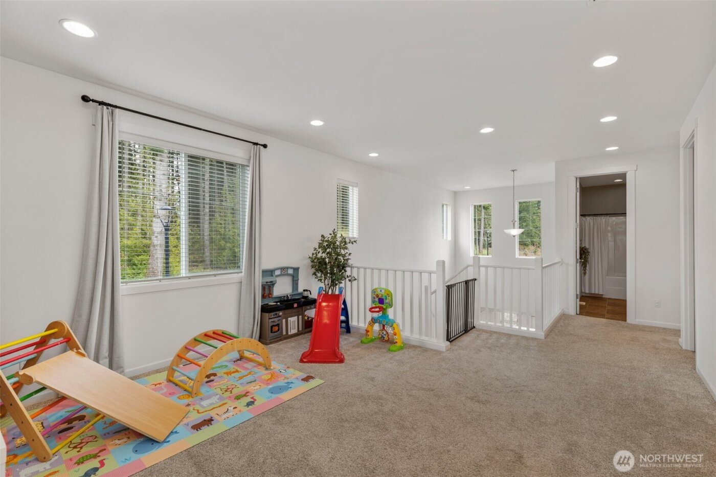 795 SE Nordmann Loop , Port Orchard, WA 98366