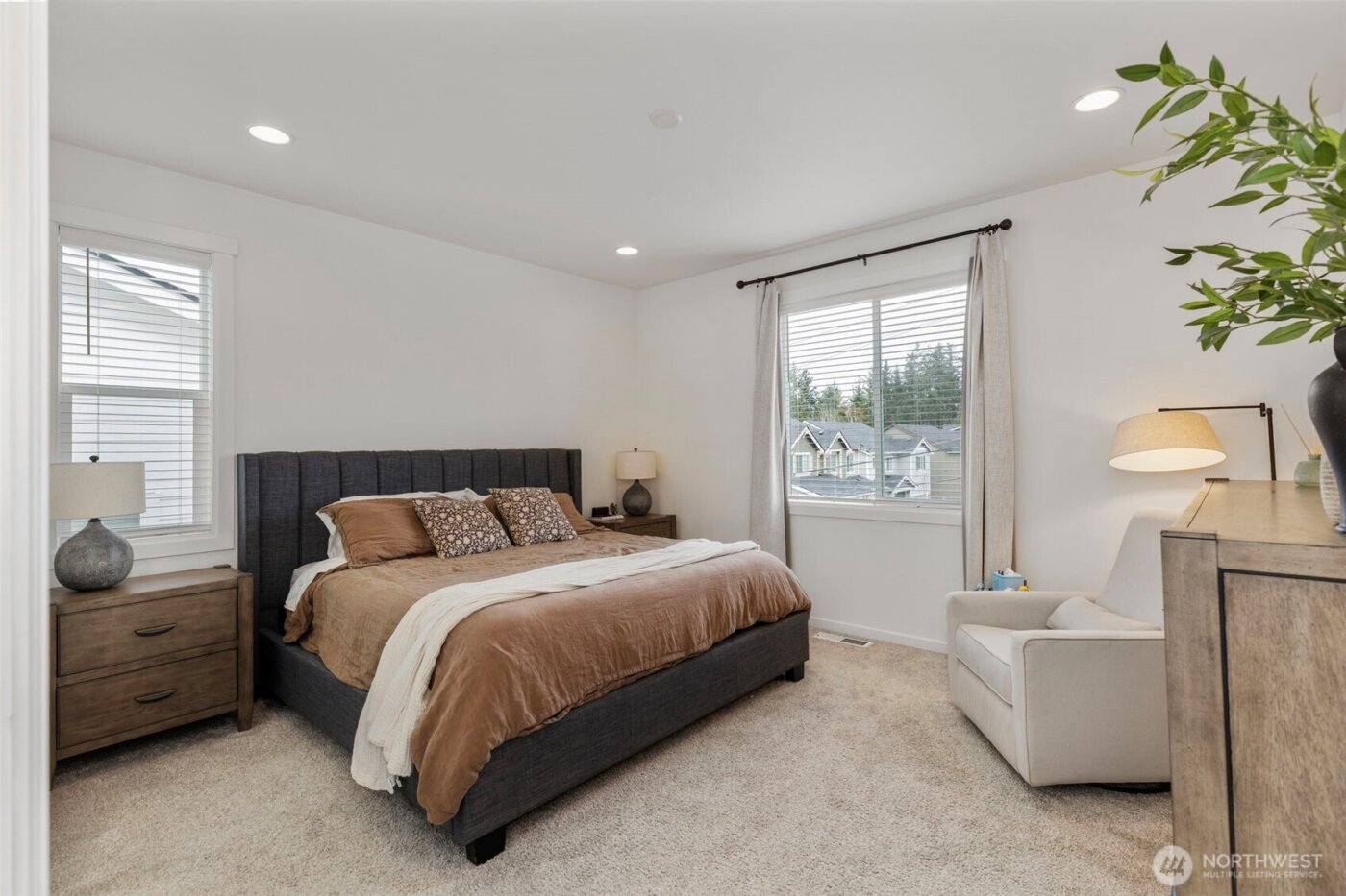 795 SE Nordmann Loop , Port Orchard, WA 98366