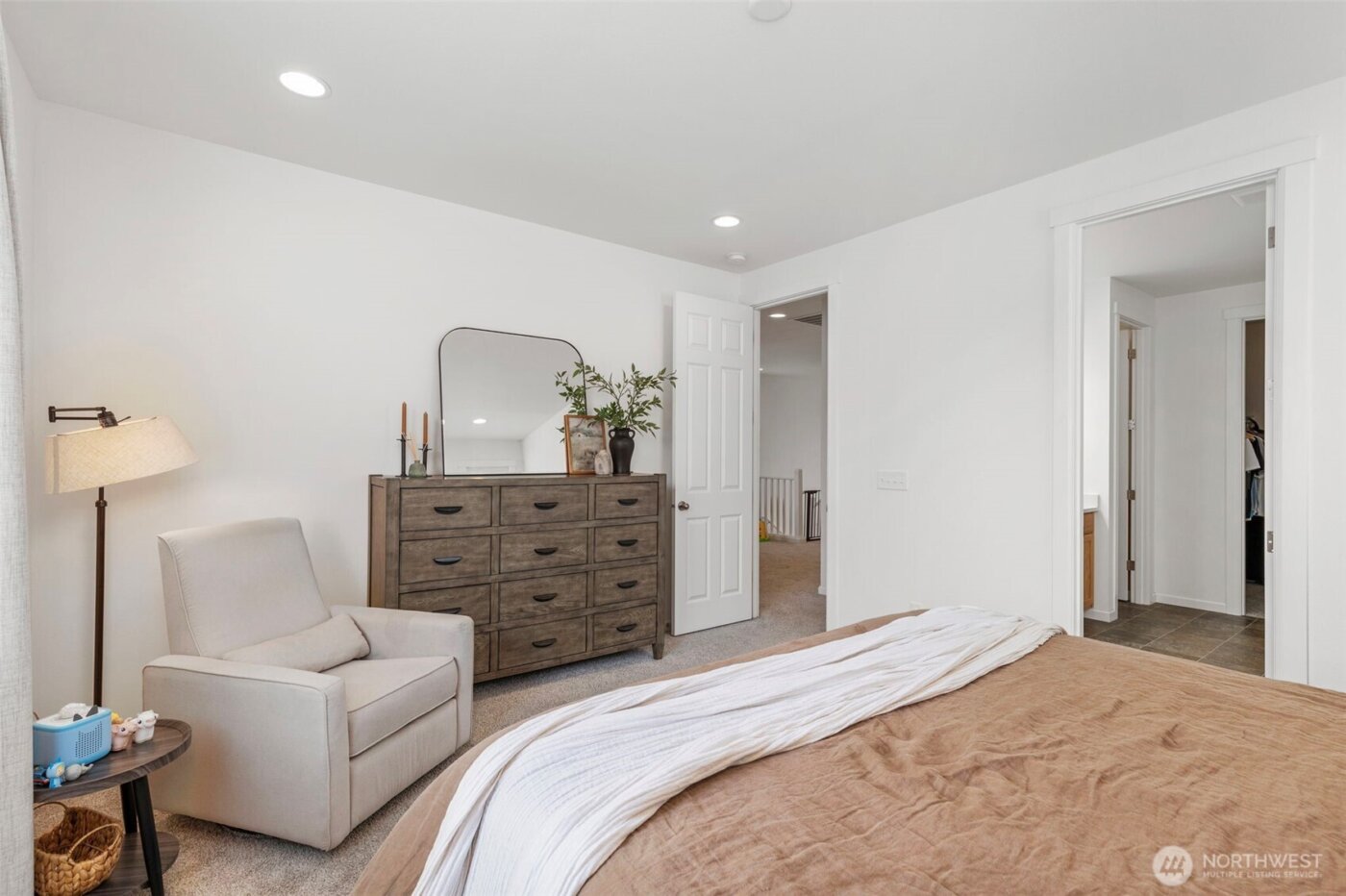 795 SE Nordmann Loop , Port Orchard, WA 98366