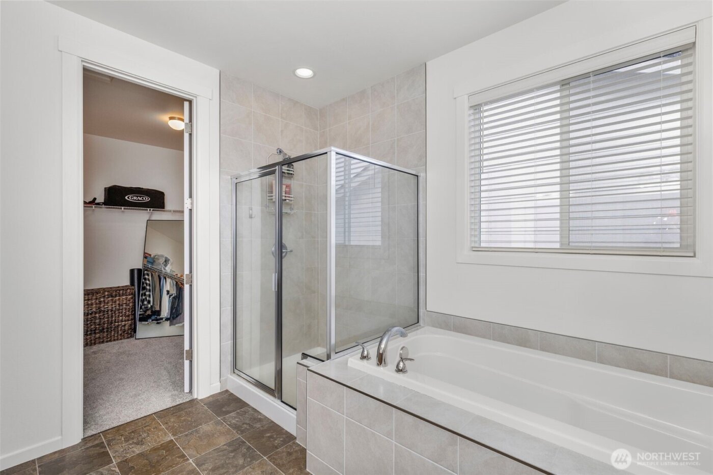 795 SE Nordmann Loop , Port Orchard, WA 98366