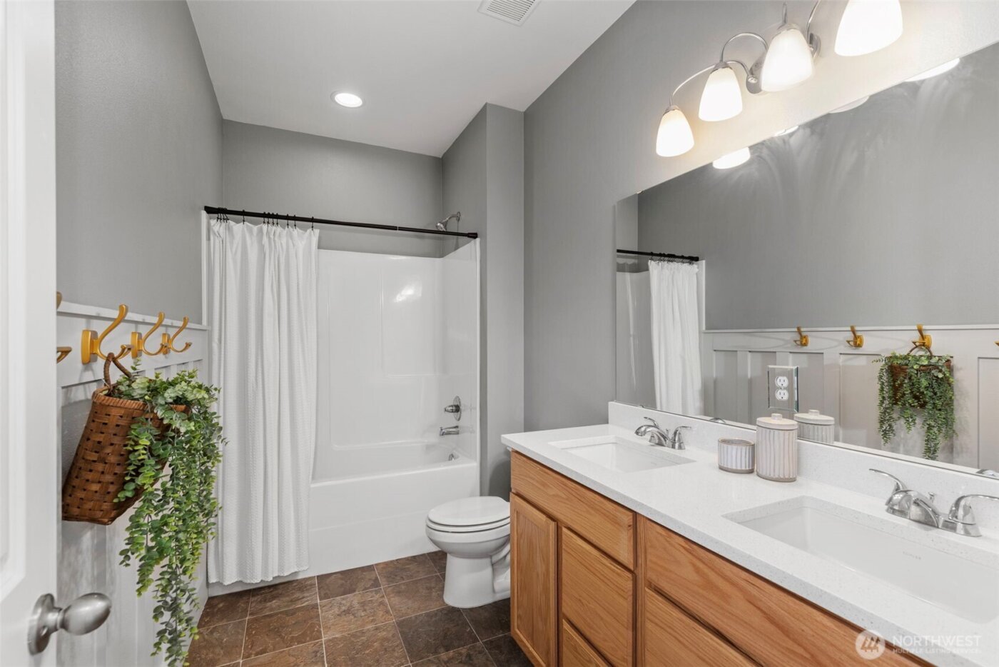 795 SE Nordmann Loop , Port Orchard, WA 98366