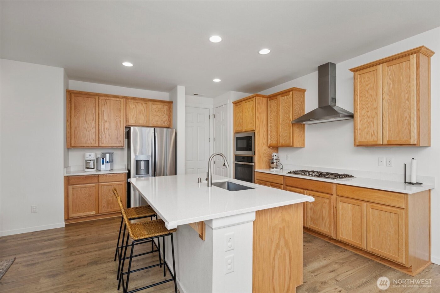 795 SE Nordmann Loop , Port Orchard, WA 98366