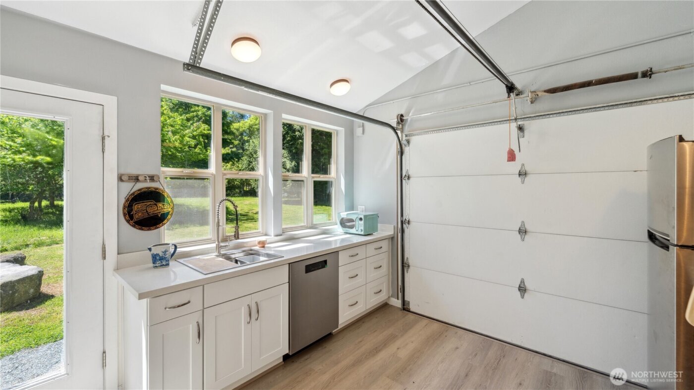 5513 Homestead Lane , Anacortes, WA 98221