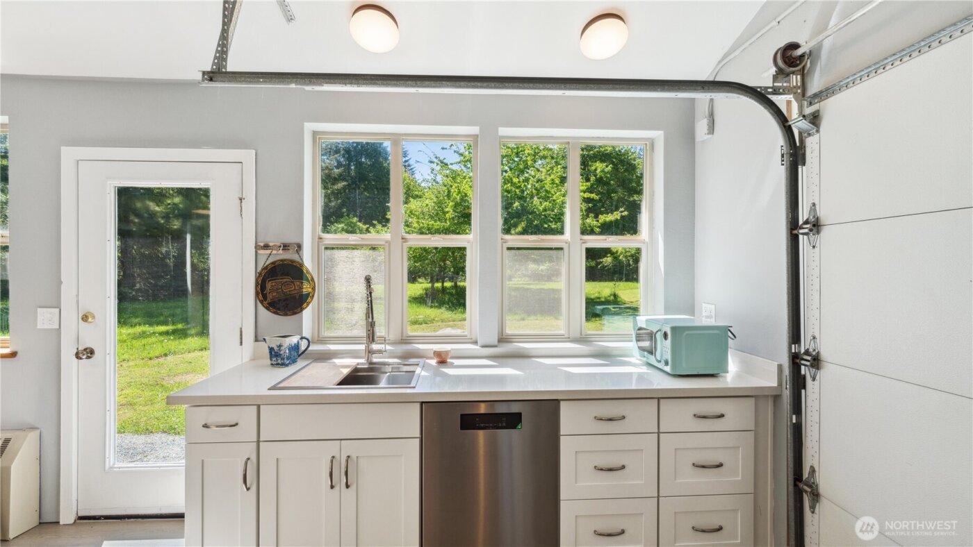 5513 Homestead Lane , Anacortes, WA 98221