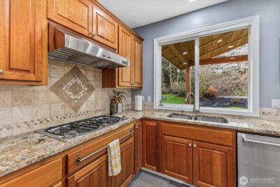 10416 195th Street NE, Arlington, WA 98223 - Photo 9