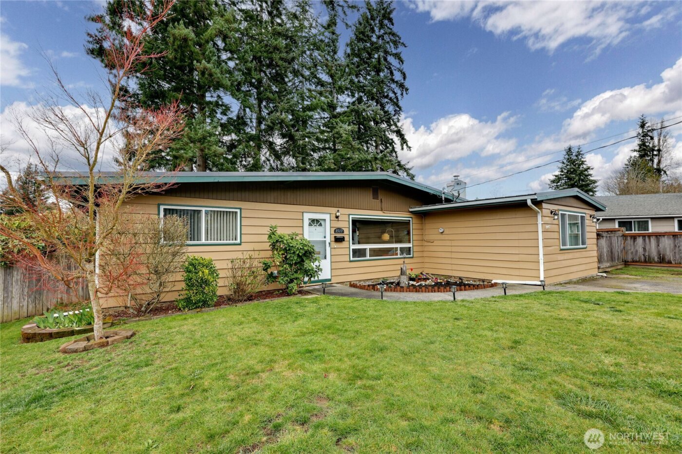 3517 Parker Lane , Bremerton, WA 98310