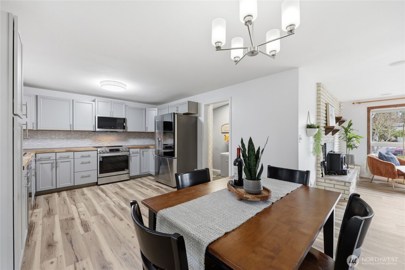 3517 Parker Lane , Bremerton, WA 98310