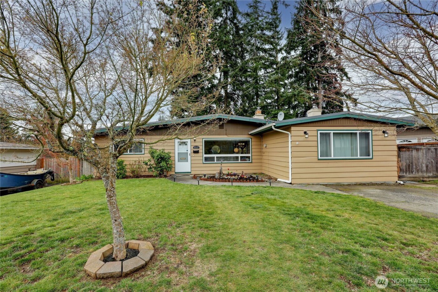 3517 Parker Lane , Bremerton, WA 98310