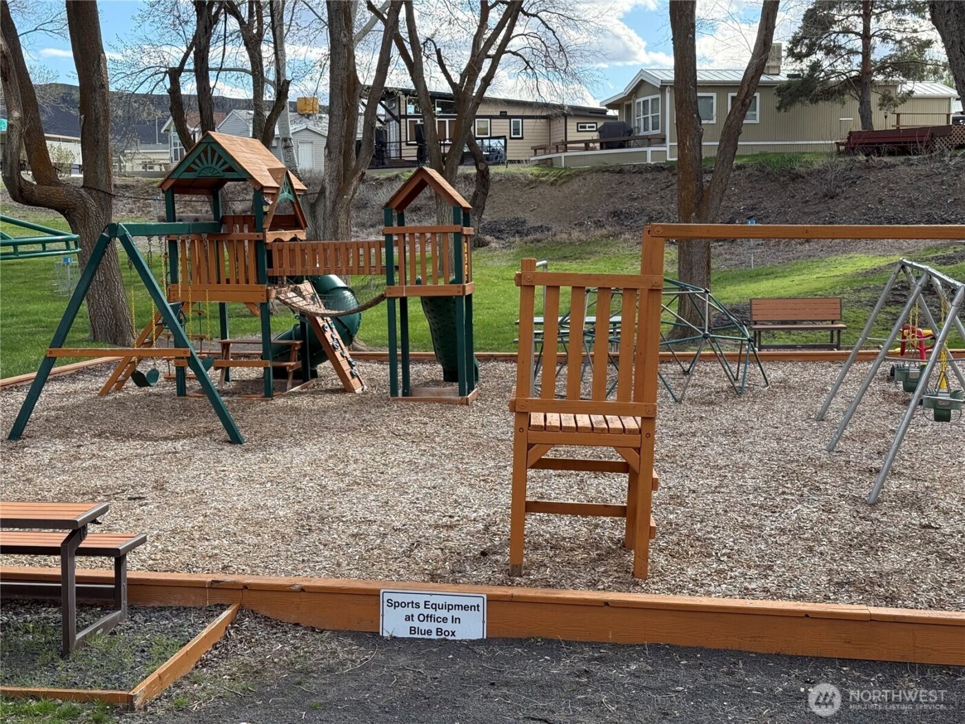 31465 Moore Road NE #801, Coulee City, WA 99115