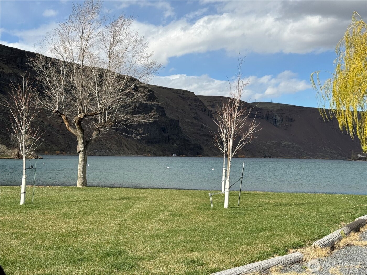31465 Moore Road NE #801, Coulee City, WA 99115